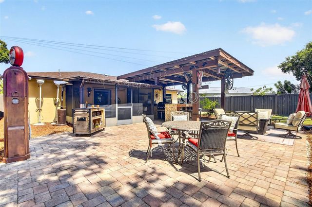 1018 KENSINGTON STREET, Port Charlotte, FL 33952