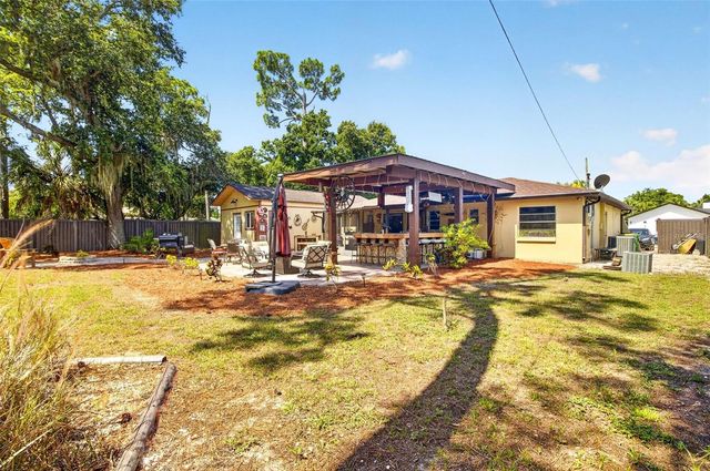 1018 KENSINGTON STREET, Port Charlotte, FL 33952