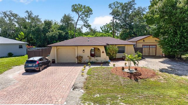1018 KENSINGTON STREET, Port Charlotte, FL 33952