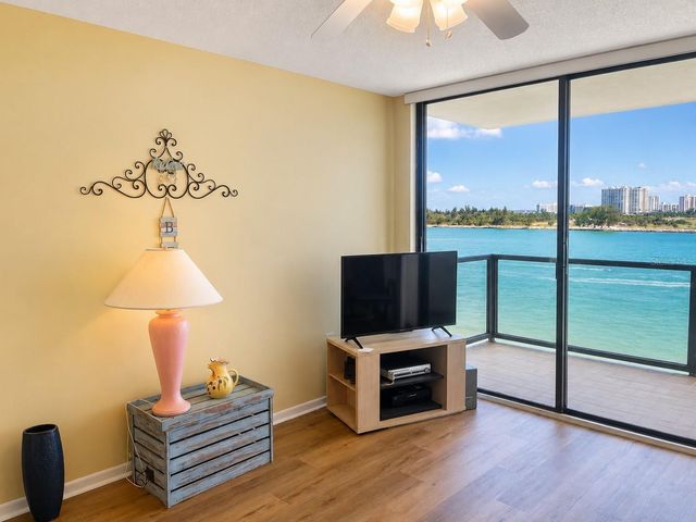 450 S GULFVIEW BOULEVARD 708, Clearwater Beach, FL 33767