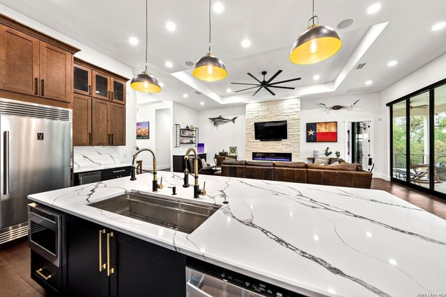 721 Timber Bluff, San Antonio, TX 78253