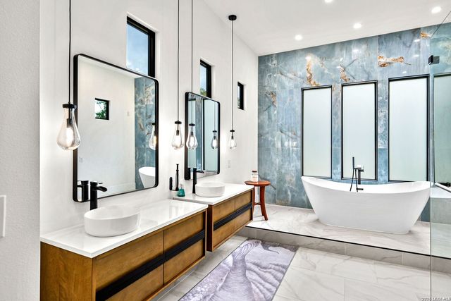 721 Timber Bluff, San Antonio, TX 78253