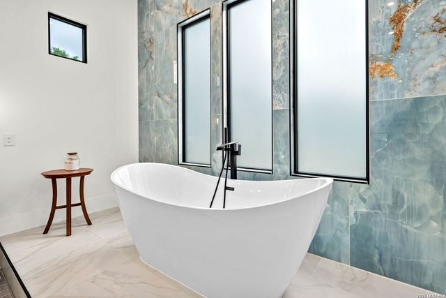 721 Timber Bluff, San Antonio, TX 78253