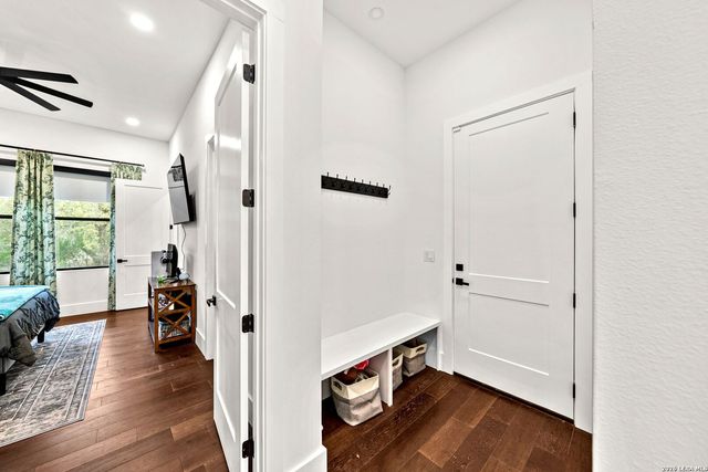 721 Timber Bluff, San Antonio, TX 78253