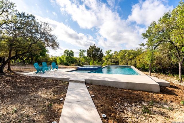 721 Timber Bluff, San Antonio, TX 78253