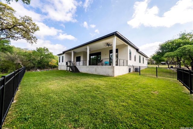 721 Timber Bluff, San Antonio, TX 78253