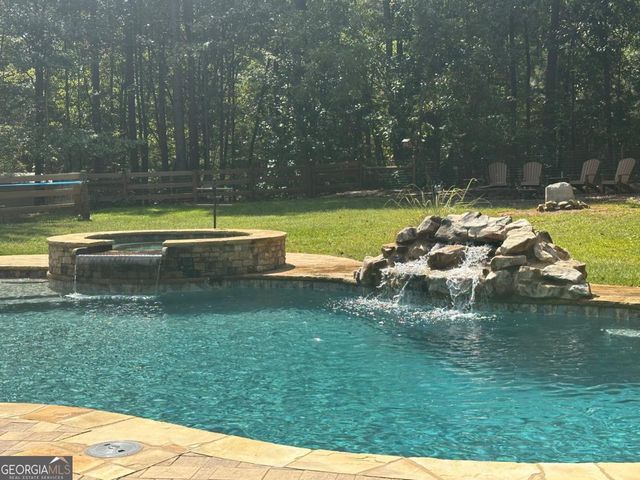 8275 Pea Ridge Road, Cornelia, GA 30531