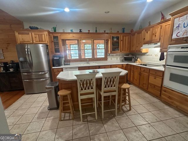 8275 Pea Ridge Road, Cornelia, GA 30531