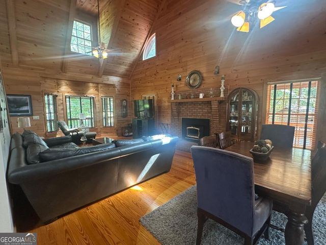 8275 Pea Ridge Road, Cornelia, GA 30531