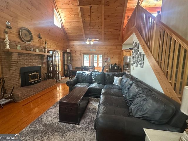 8275 Pea Ridge Road, Cornelia, GA 30531