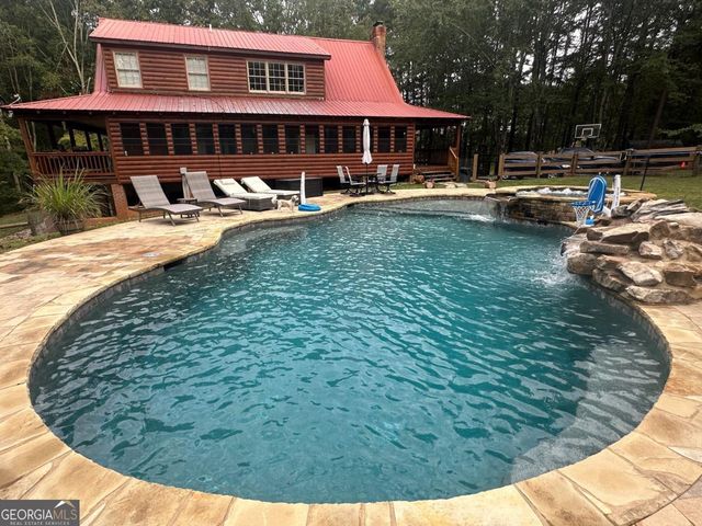 8275 Pea Ridge Road, Cornelia, GA 30531
