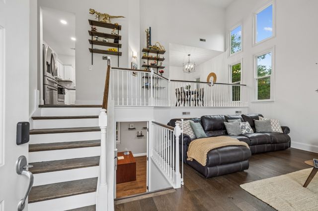 2920 Stewart Campbell Pt, Thompsons Station, TN 37179