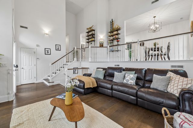 2920 Stewart Campbell Pt, Thompsons Station, TN 37179
