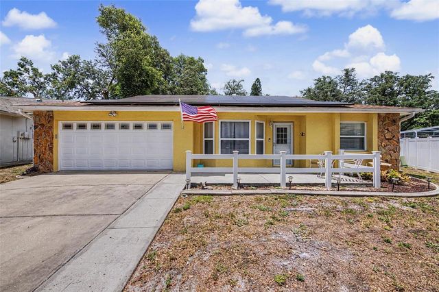 6325 SE SARAH LANE, New Port Richey, FL 34653