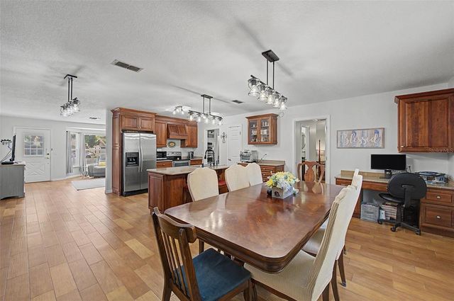 6325 SE SARAH LANE, New Port Richey, FL 34653
