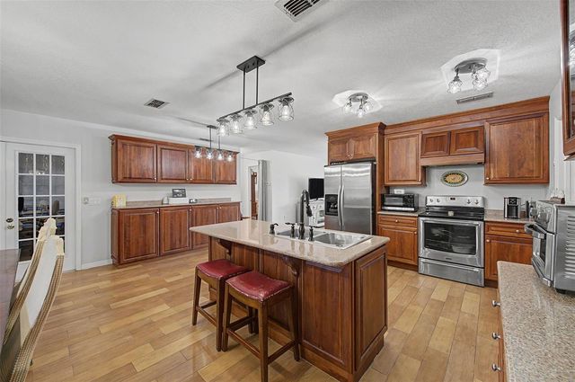 6325 SE SARAH LANE, New Port Richey, FL 34653