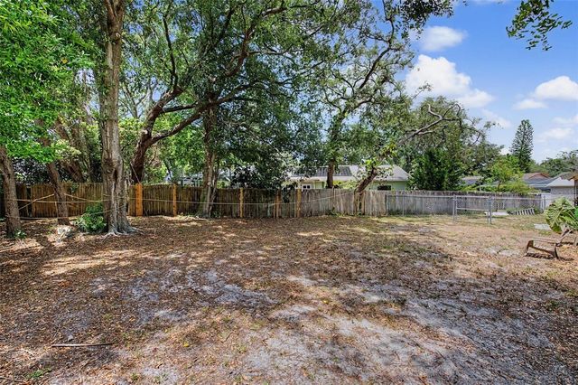6325 SE SARAH LANE, New Port Richey, FL 34653