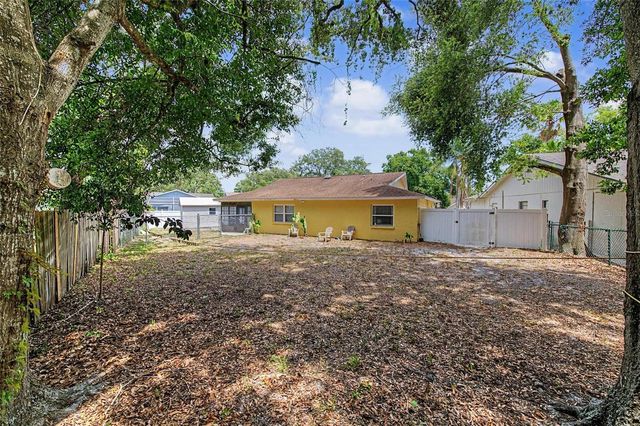 6325 SE SARAH LANE, New Port Richey, FL 34653