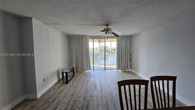 1750 NE 191st St 325-4, Miami, FL 33179