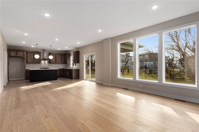 13305 W 179th Street, Overland Park, KS 66013