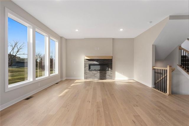 13305 W 179th Street, Overland Park, KS 66013