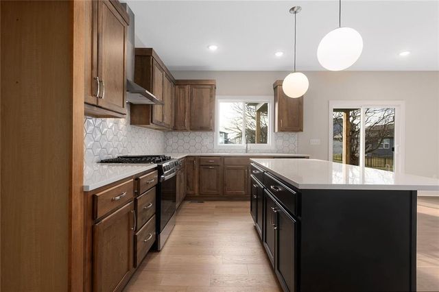 13305 W 179th Street, Overland Park, KS 66013