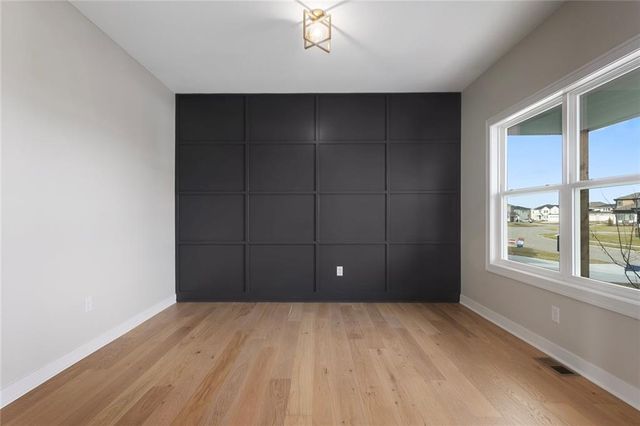 13305 W 179th Street, Overland Park, KS 66013