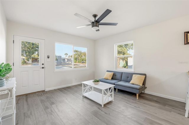 620 53RD AVENUE S, St Petersburg, FL 33705