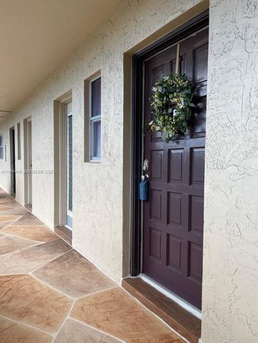 6101 N Falls Cir Dr 302, Lauderhill, FL 33319