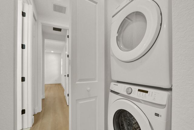 2601 NW 7th Street 2601, Boynton Beach, FL 33426