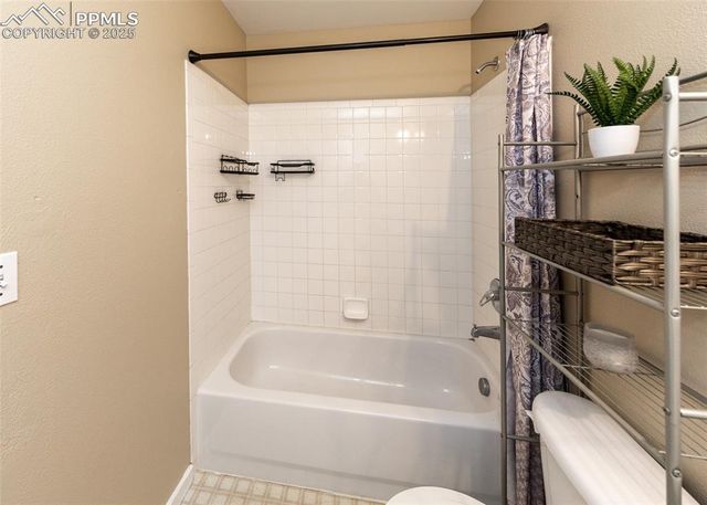 5182 Dovetail Lane, Colorado Springs, CO 80916