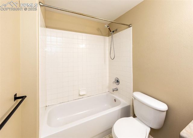 5182 Dovetail Lane, Colorado Springs, CO 80916