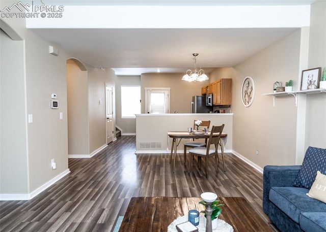 5182 Dovetail Lane, Colorado Springs, CO 80916