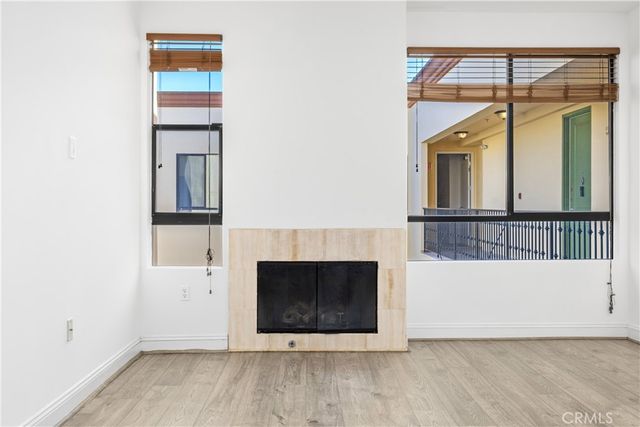 6938 Laurel Canyon Blvd 304, North Hollywood, CA 91605