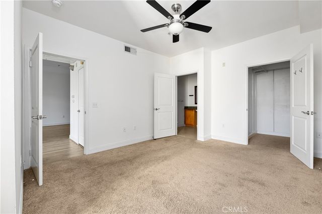 6938 Laurel Canyon Blvd 304, North Hollywood, CA 91605