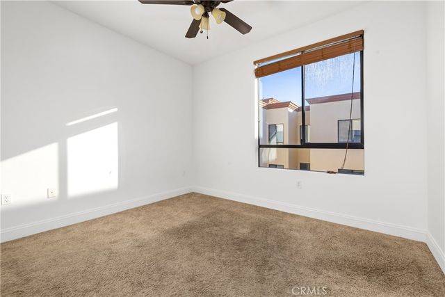 6938 Laurel Canyon Blvd 304, North Hollywood, CA 91605