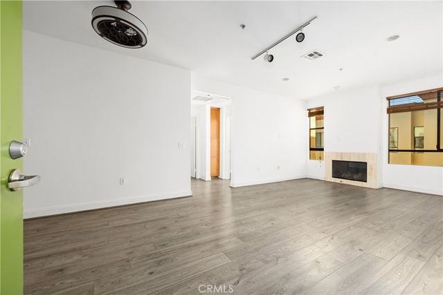 6938 Laurel Canyon Blvd 304, North Hollywood, CA 91605