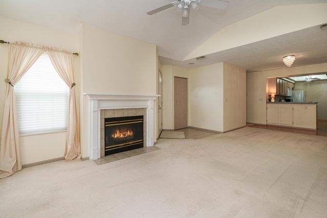 3832 Falls Circle Drive, 22, Hilliard, OH 43026