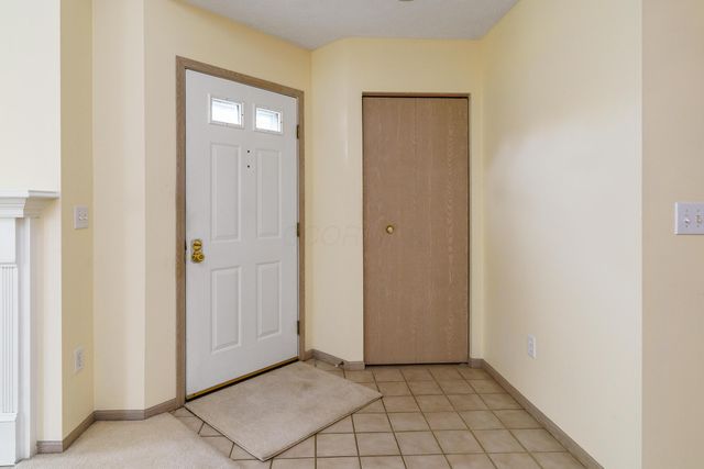 3832 Falls Circle Drive, 22, Hilliard, OH 43026