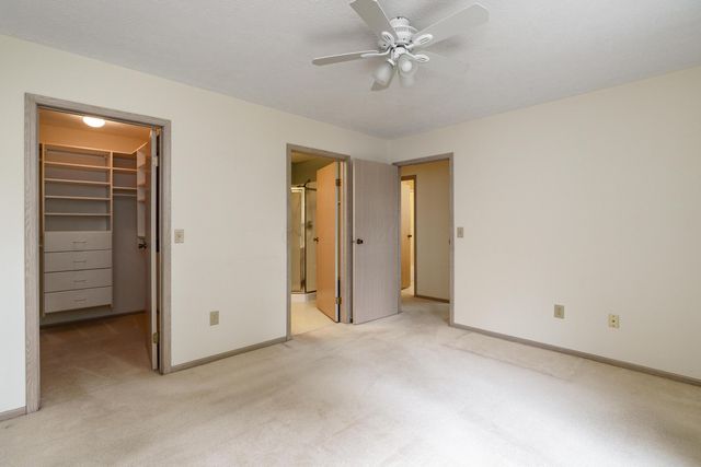 3832 Falls Circle Drive, 22, Hilliard, OH 43026