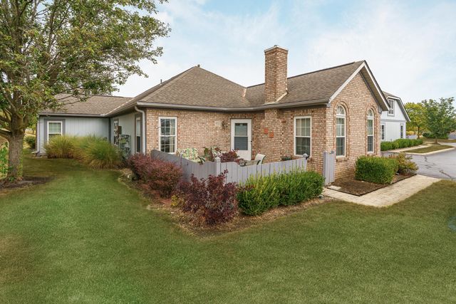 3832 Falls Circle Drive, 22, Hilliard, OH 43026