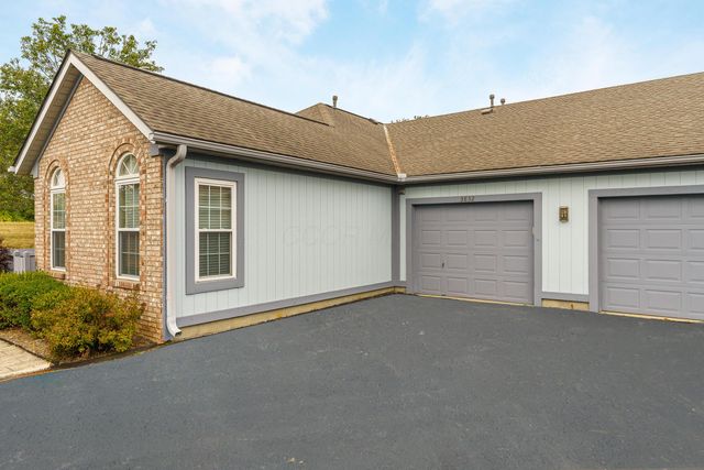 3832 Falls Circle Drive, 22, Hilliard, OH 43026