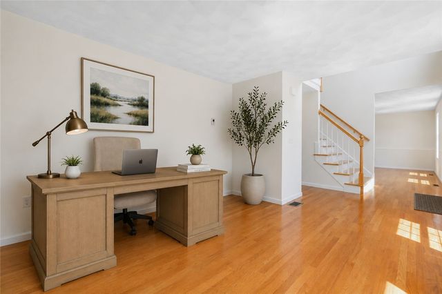 10 GINGER Trail, Coventry, RI 02816