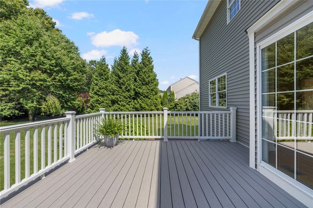 10 GINGER Trail, Coventry, RI 02816