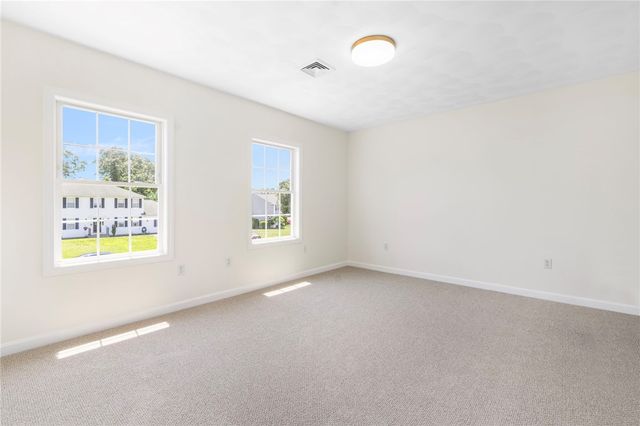 10 GINGER Trail, Coventry, RI 02816