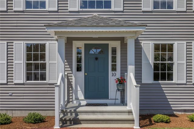 10 GINGER Trail, Coventry, RI 02816