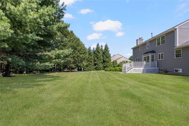 10 GINGER Trail, Coventry, RI 02816