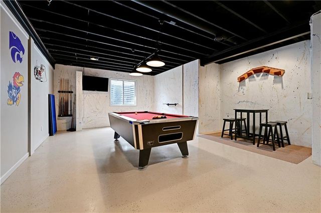 24012 Augusta Court, Paola, KS 66071