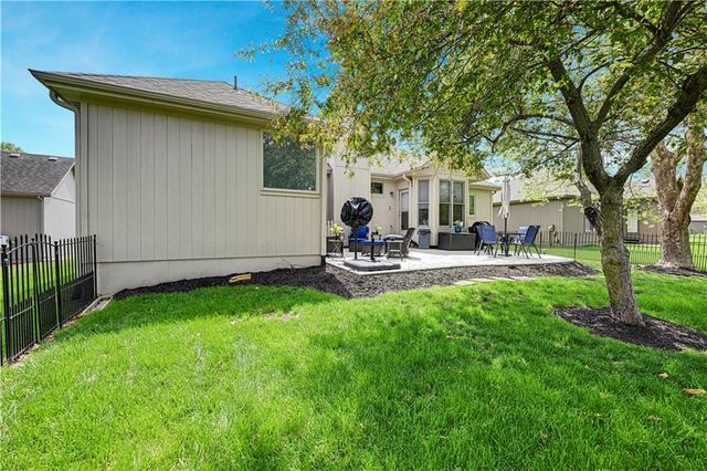 24012 Augusta Court, Paola, KS 66071