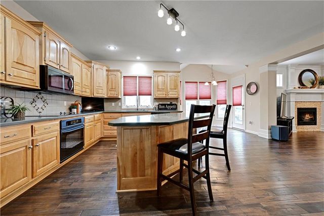 24012 Augusta Court, Paola, KS 66071